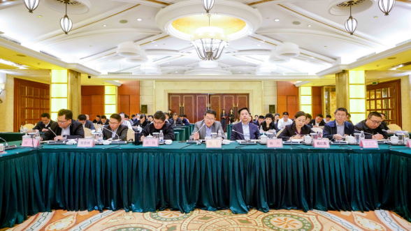 奋力冲刺2019年 起劲备战2020年 Z6尊龙凯时集团召开2019年三季度运营剖析暨事情推进聚会