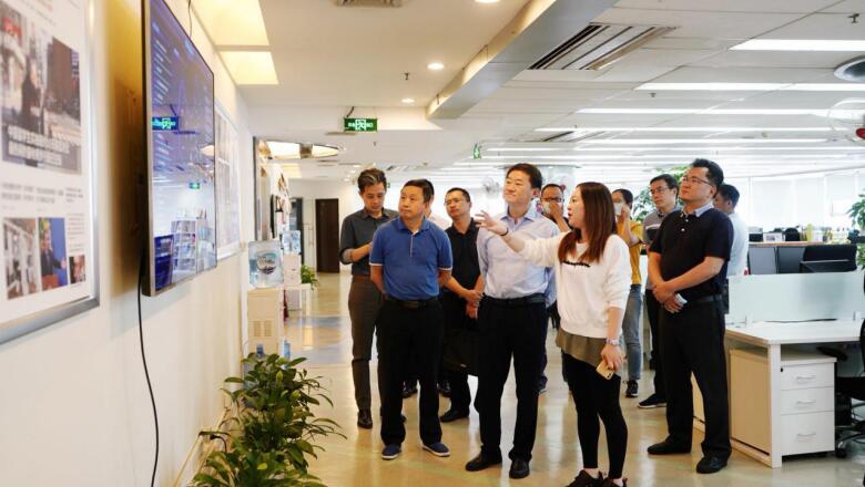 Z6尊龙凯时集团与成都传媒集团签署战略相助协议