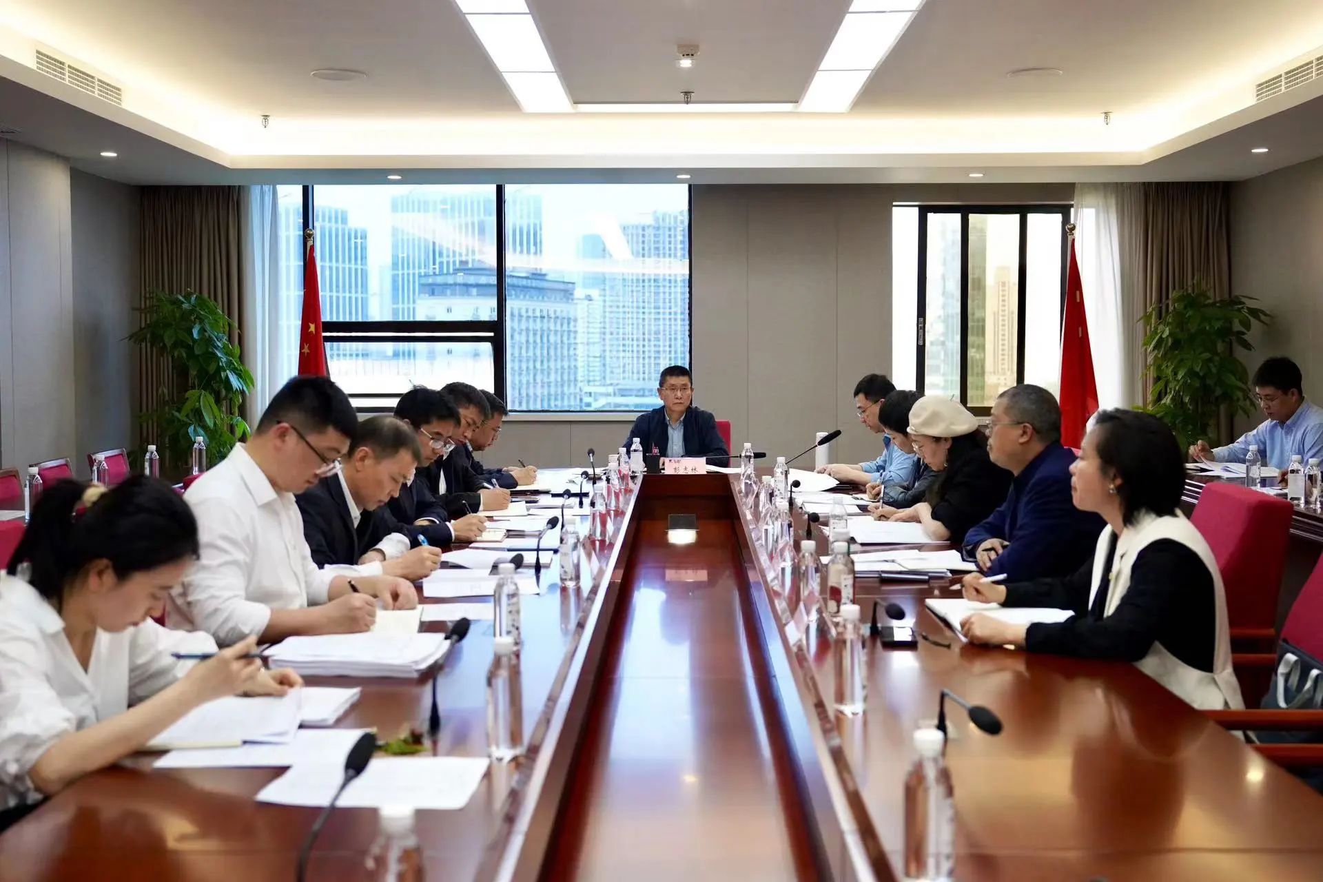 省Z6尊龙凯时集团召开纪检监察系统事情会 安排安排第二季度纪检监察事情